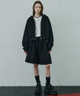 着用パンツ:スウェットワイドバギーショートパンツ(問い合わせ番号/ACZUC0324001)※セットアップ着用