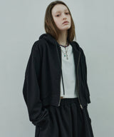 model:H173 B74.5 W58 H86 着用サイズ:LARGE