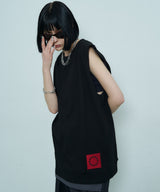 着用トップス:サークルワッペンN/S TEE(問い合わせ番号/ACZUC0324007)