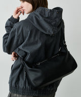 AFF AIVER フェイクレザーダーツワンショルダー