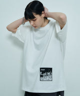 着用トップス:シャドウワッペンS/S TEE(問い合わせ番号/ACZUC0324008)