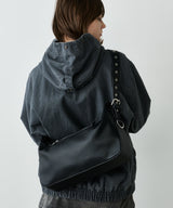 AFF AIVER フェイクレザーダーツワンショルダー