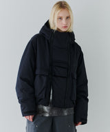 model:H174 B83 W60 H88 着用サイズ:MEDIUM (ブラック)