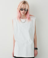 model:H174 B80 W61 H87 着用サイズ:MEDIUM