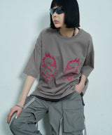 着用トップス:ドラゴン刺繍S/S TEE(問い合わせ番号/ACZUC0324005)