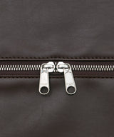 ダークブラウン