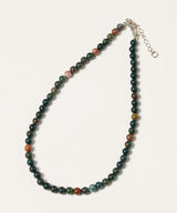 ダークグリーン