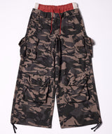 チャコールグレー