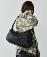 AFF AIVER フェイクレザーダーツワンショルダー