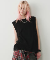 model:H174 B80 W61 H87 着用サイズ:MEDIUM