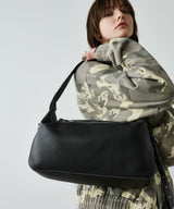 AFF AIVER フェイクレザーダーツワンショルダー