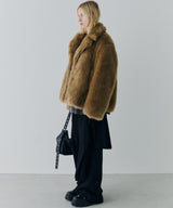 【一部予約】AIVER ショートフェイクファーコート