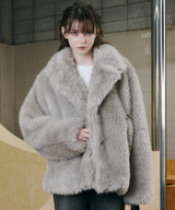 model:H172 B76 W63 H91 着用サイズ:MEDIUM (グレイッシュベージュ)