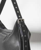 AFF AIVER フェイクレザーダーツワンショルダー