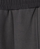 チャコールグレー