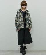 model:H175 B78 W57 H85 着用サイズ:MEDIUM