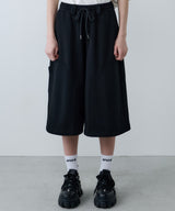 model:H178 B76 W58 H89 着用サイズ:MEDIUM (ブラック)