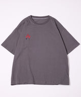 チャコールグレー