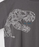 チャコールグレー