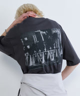 AIVER S GRAVE S/S TEE (MONO)