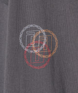 チャコールグレー