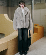 【一部予約】AIVER ショートフェイクファーコート