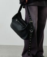 AFF AIVER フェイクレザーダーツワンショルダー