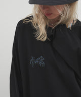 AIVER 棘刺繍ロンTEE