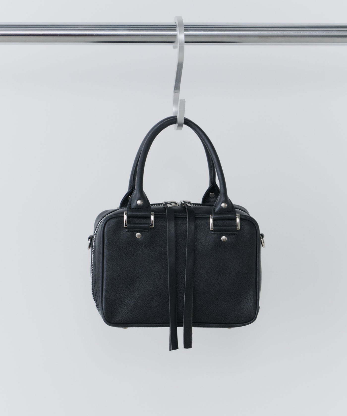 AIVER スラッシュジップカウレザーミニボストン MADE IN JAPAN