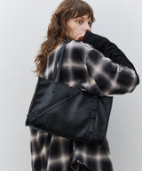AFF AIVER　スラッシュジップトートバッグ