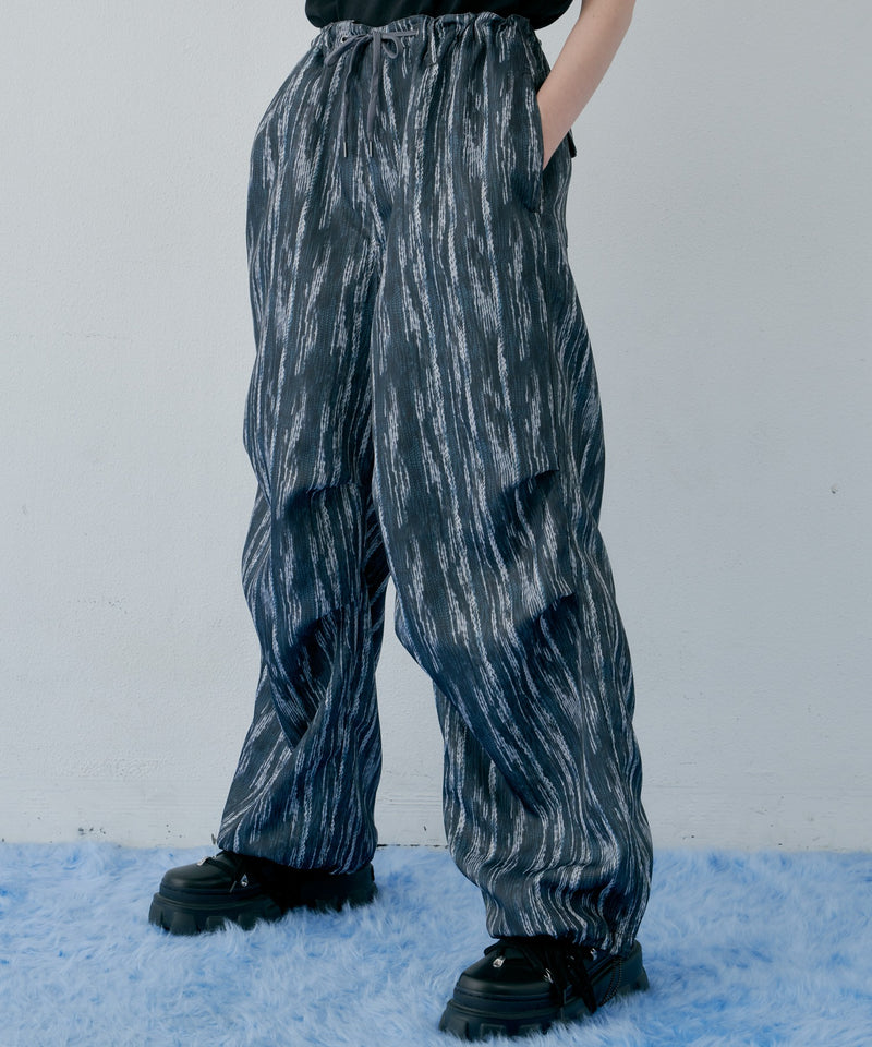 model：H171 B79 W56 H86 着用サイズ：LARGE