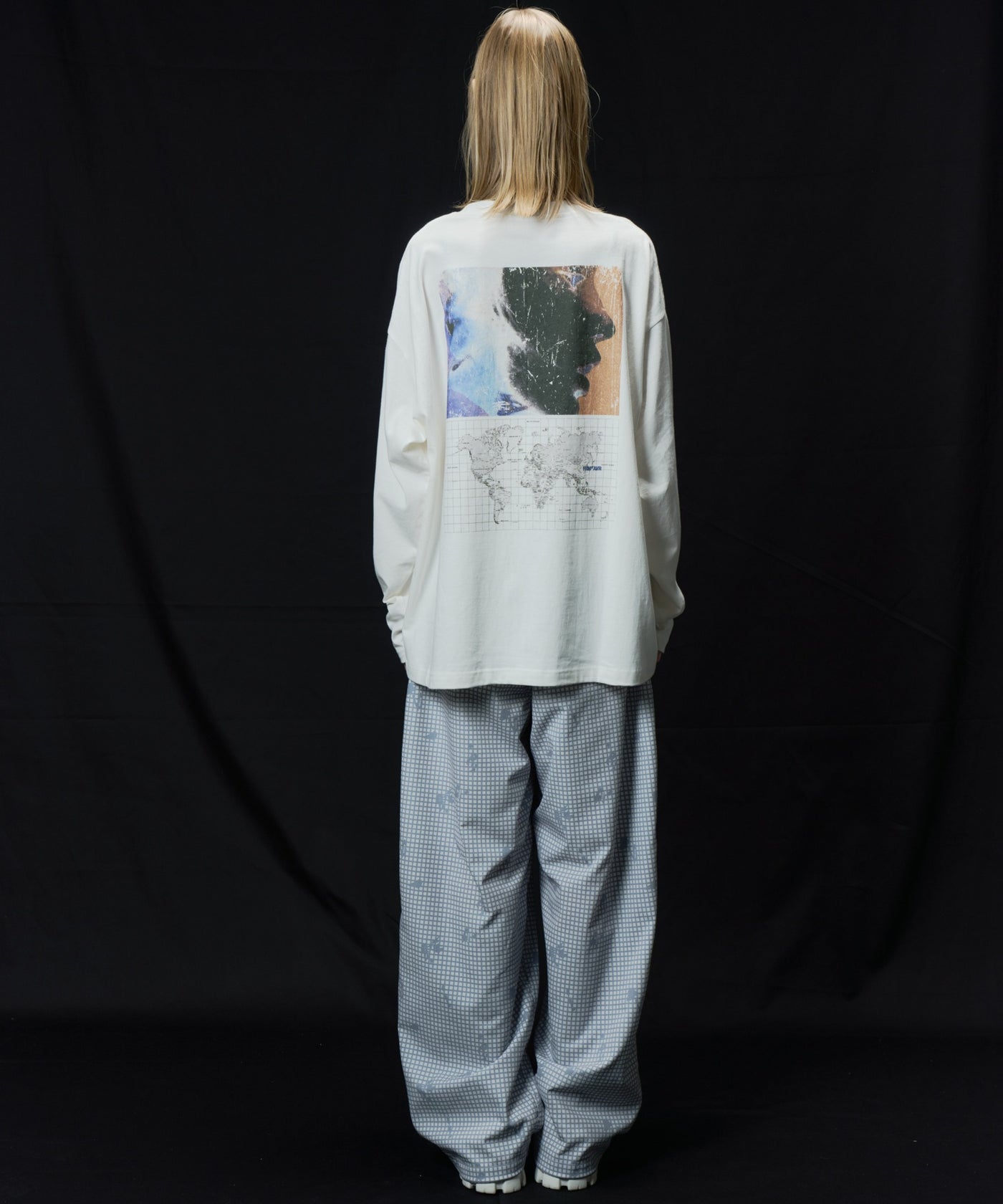 AIVER THE WORLD L/S TEE