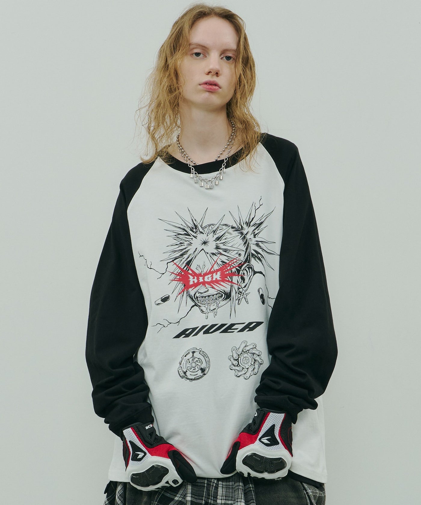 Johann×AIVER GIRLラグランロンTEE