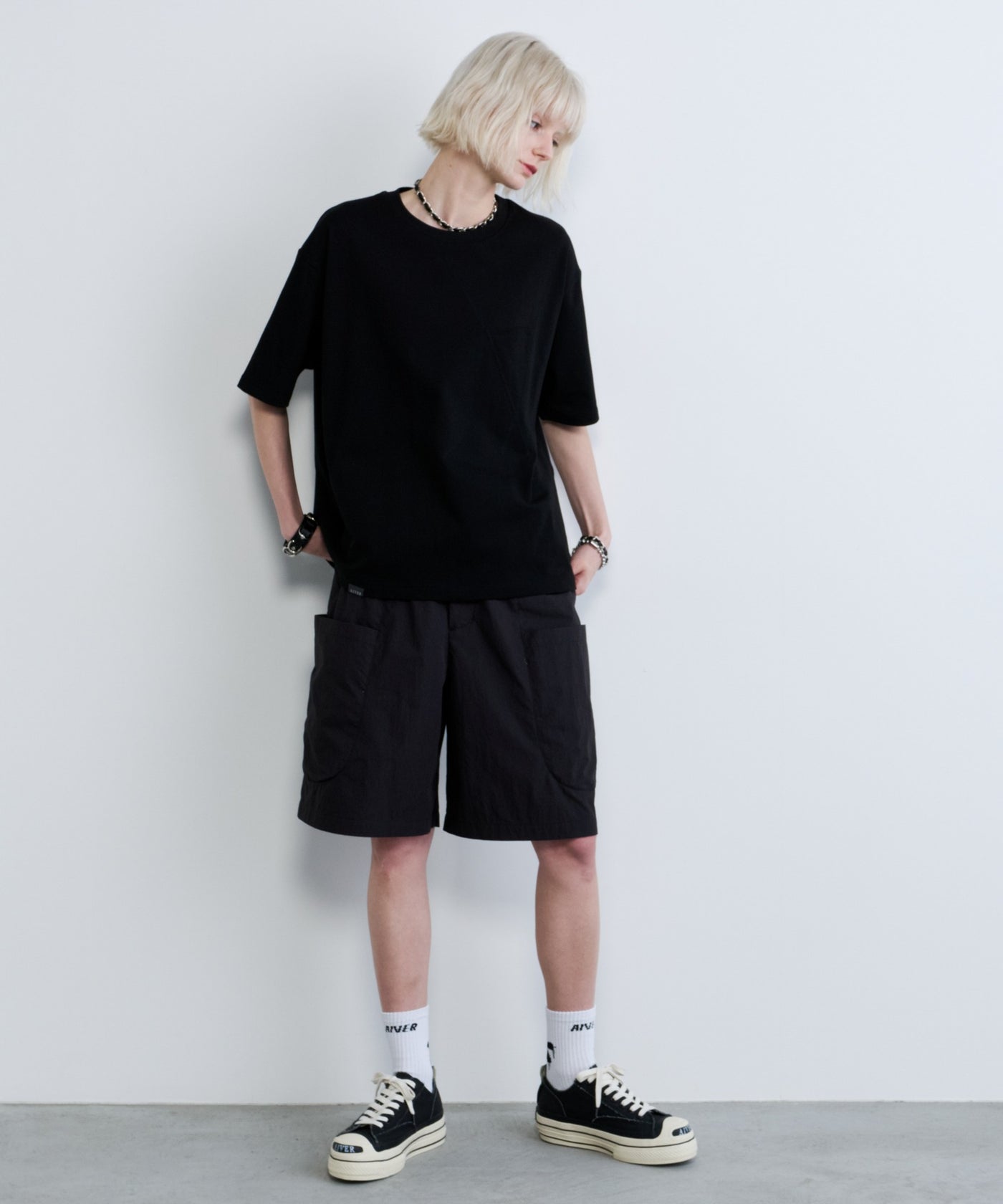 AIVER イリディセントガーデニングショートパンツ