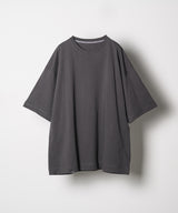 チャコールグレー