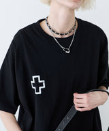 【一部予約】AIVER　MED CROSS S/S TEE