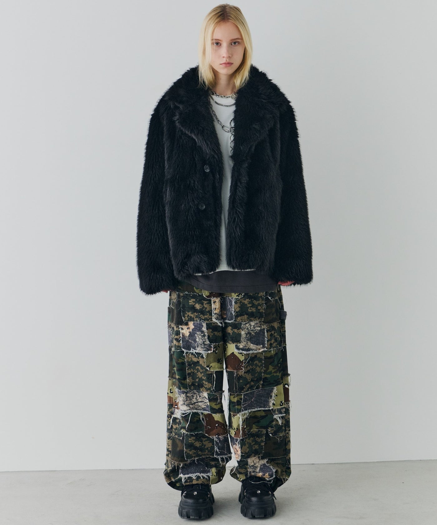 予約】AIVER ショートフェイクファーコート