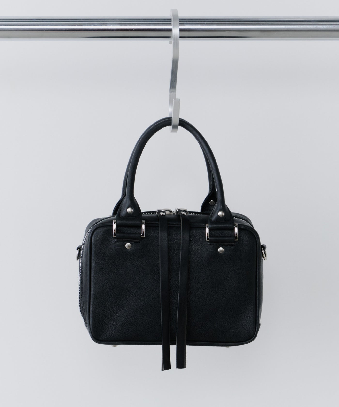 AIVER スラッシュジップカウレザーミニボストン MADE IN JAPAN