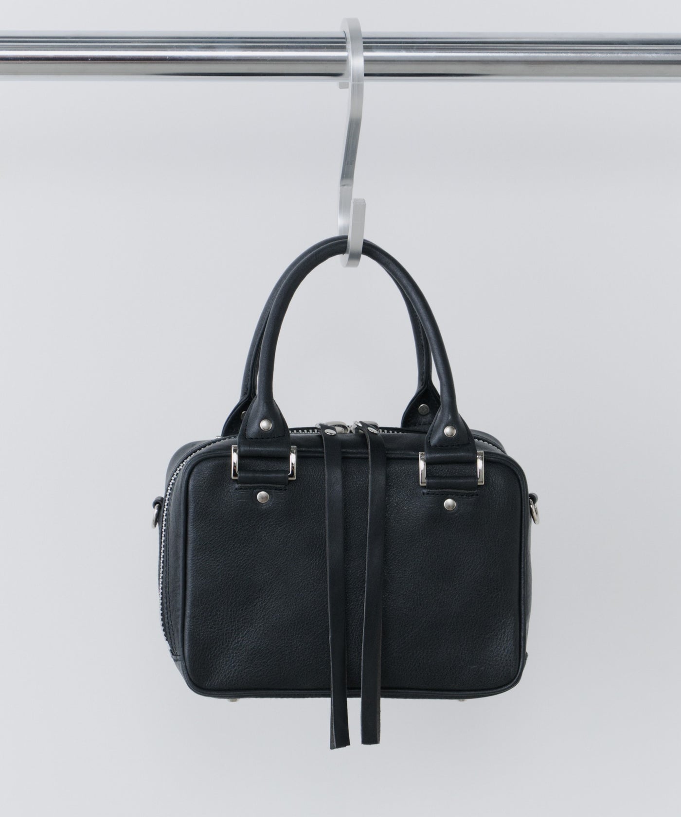 AIVER スラッシュジップカウレザーミニボストン MADE IN JAPAN