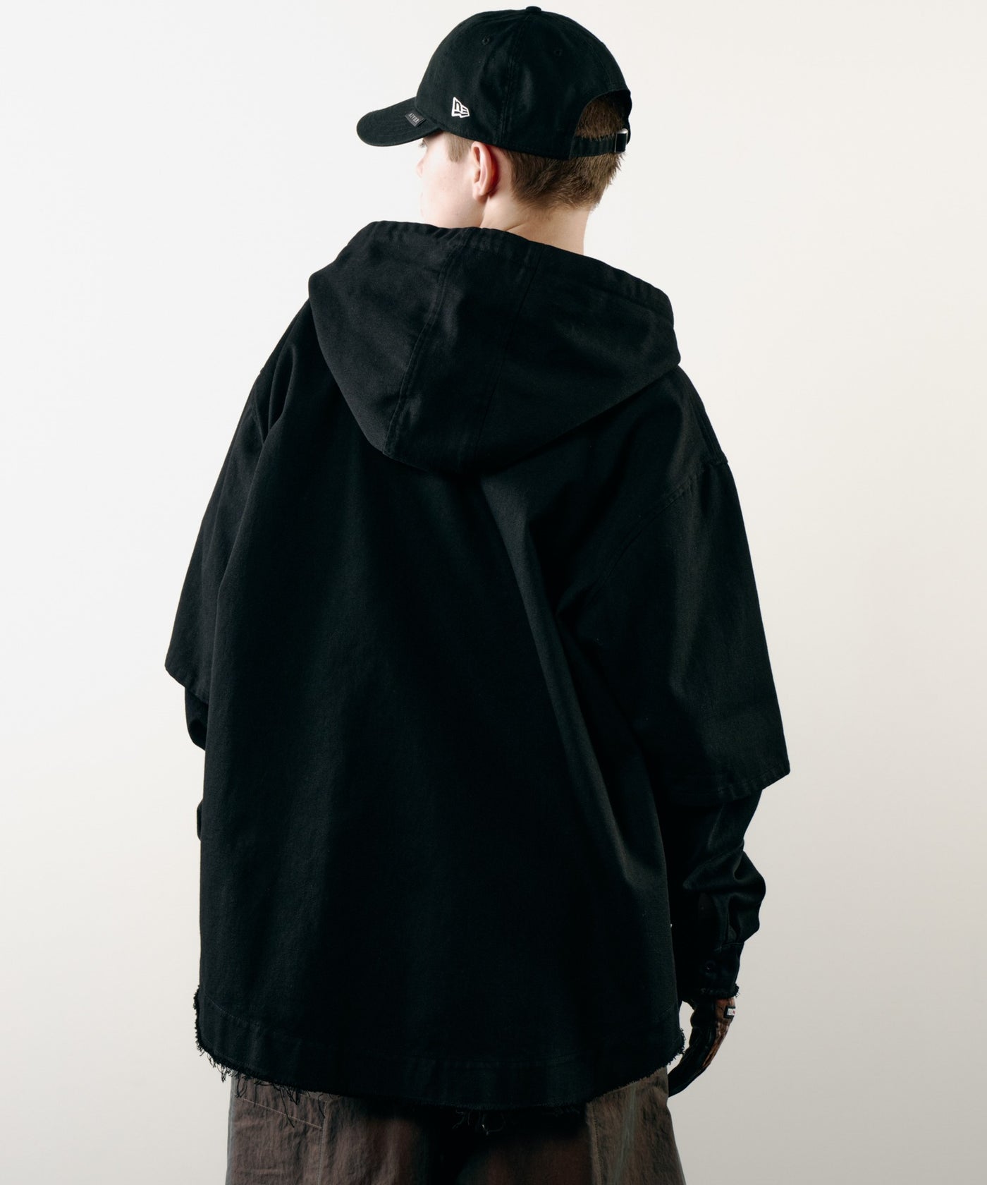 アベリ9 AIVER レイヤードカットオフツイルシャツ
