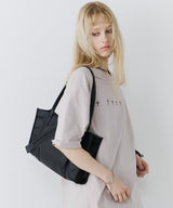 AFF AIVER　スラッシュジップトートバッグ
