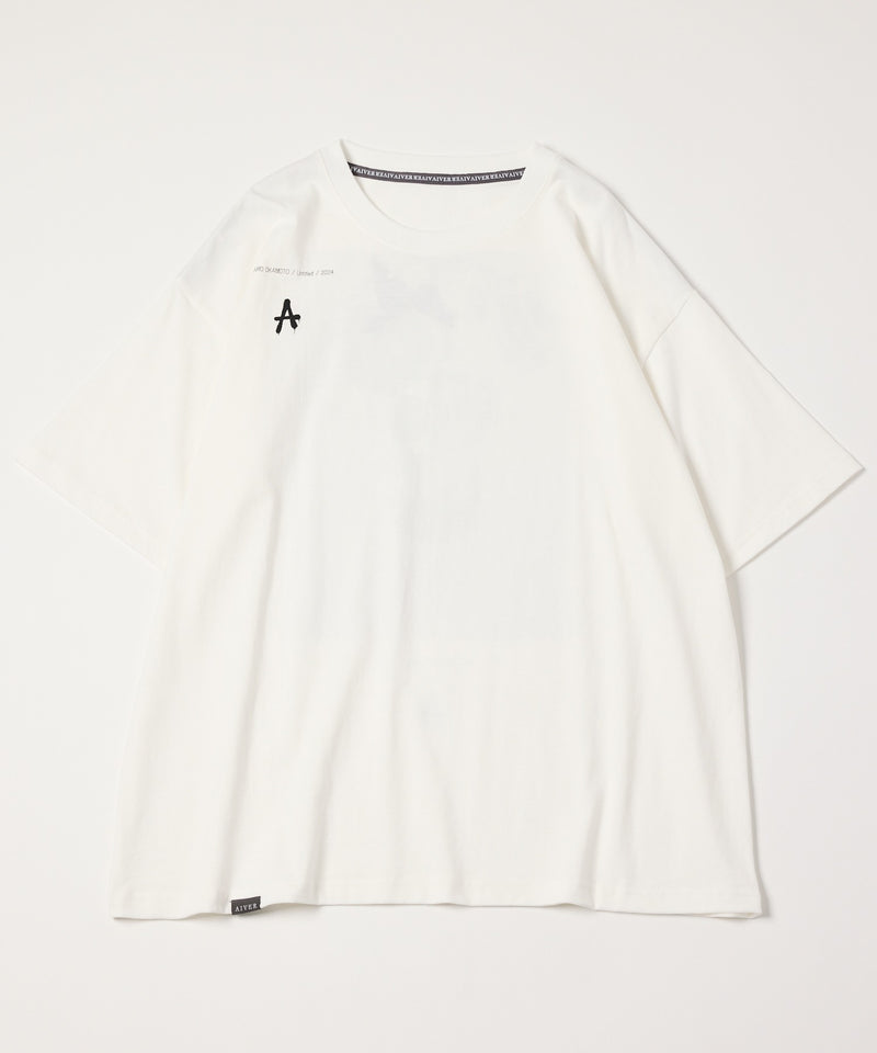 岡本奇太郎×AIVER　フェイスS/S TEE