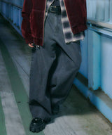 model：H171 B78 W58 H87 着用サイズ：MEDIUM (グレー)