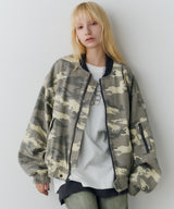 model：H172 B80 W58 H87 着用サイズ：MEDIUM　(ライトグレー)