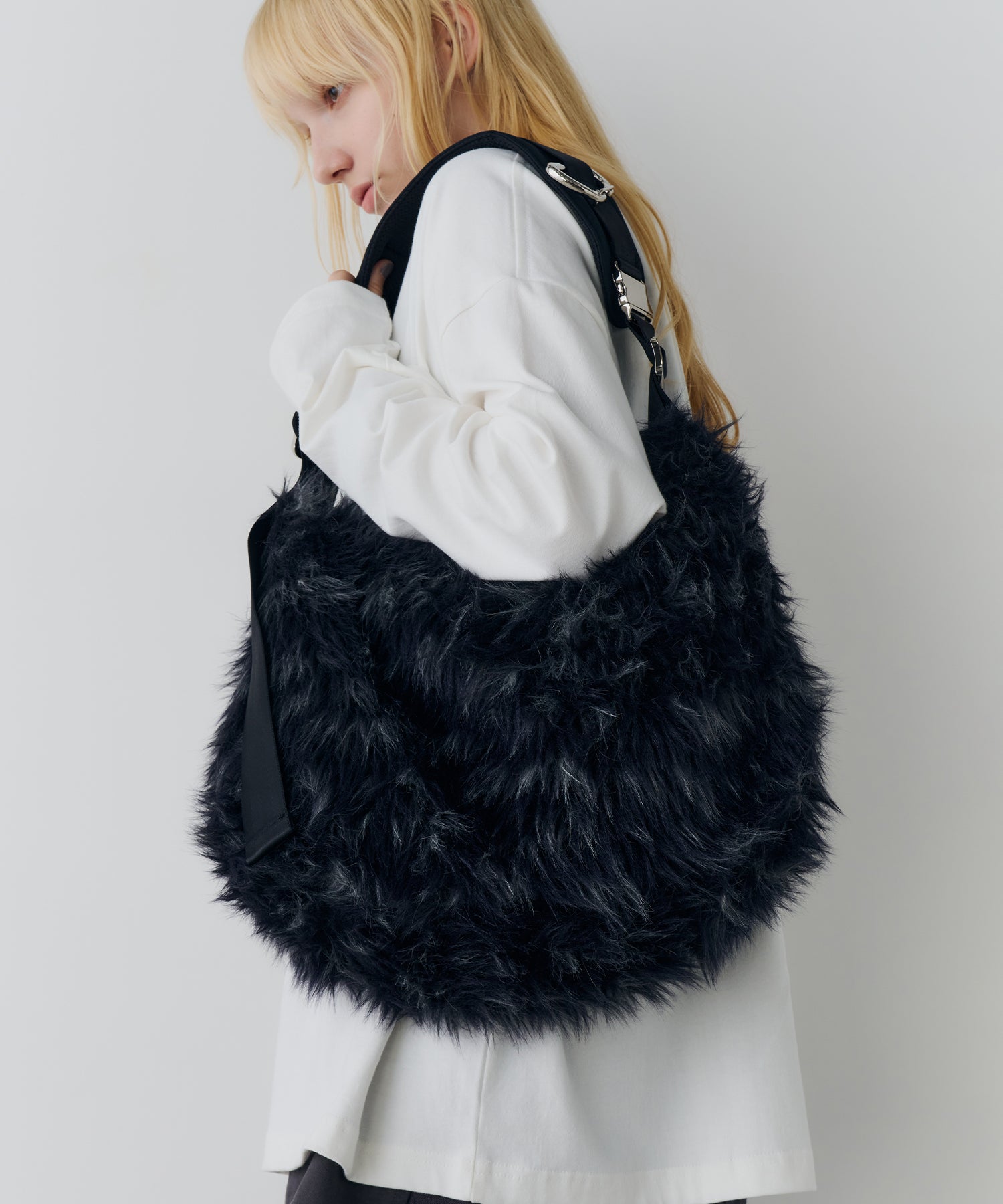 【予約】AIVER Atelier Made　ミックスファーショルダーバッグ