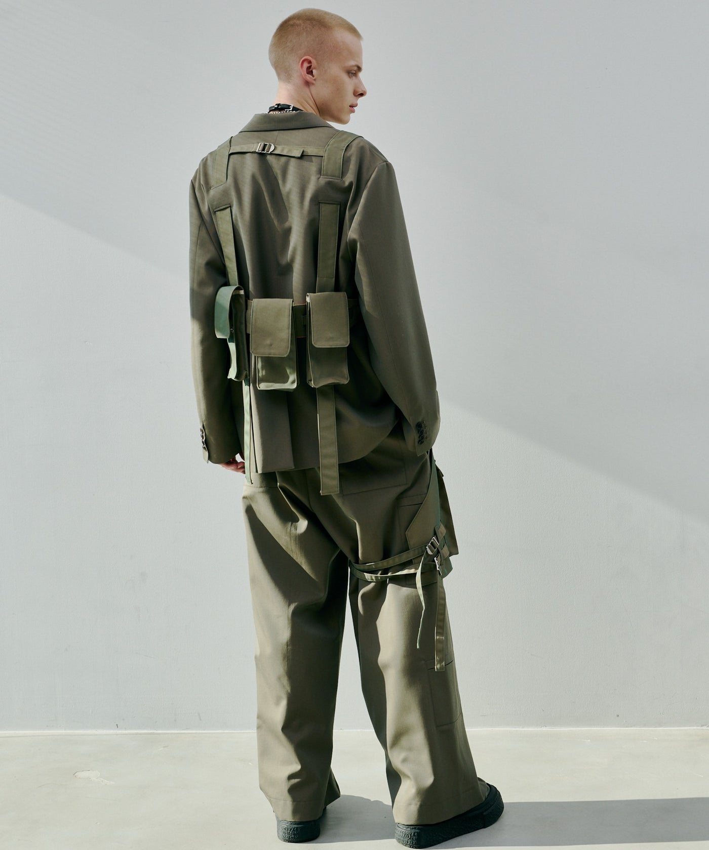 AIVER Atelier Made 高密度ギャバフライトパンツ