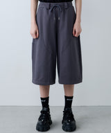 model：H178 B76 W58 H89 着用サイズ：MEDIUM　(グレー)