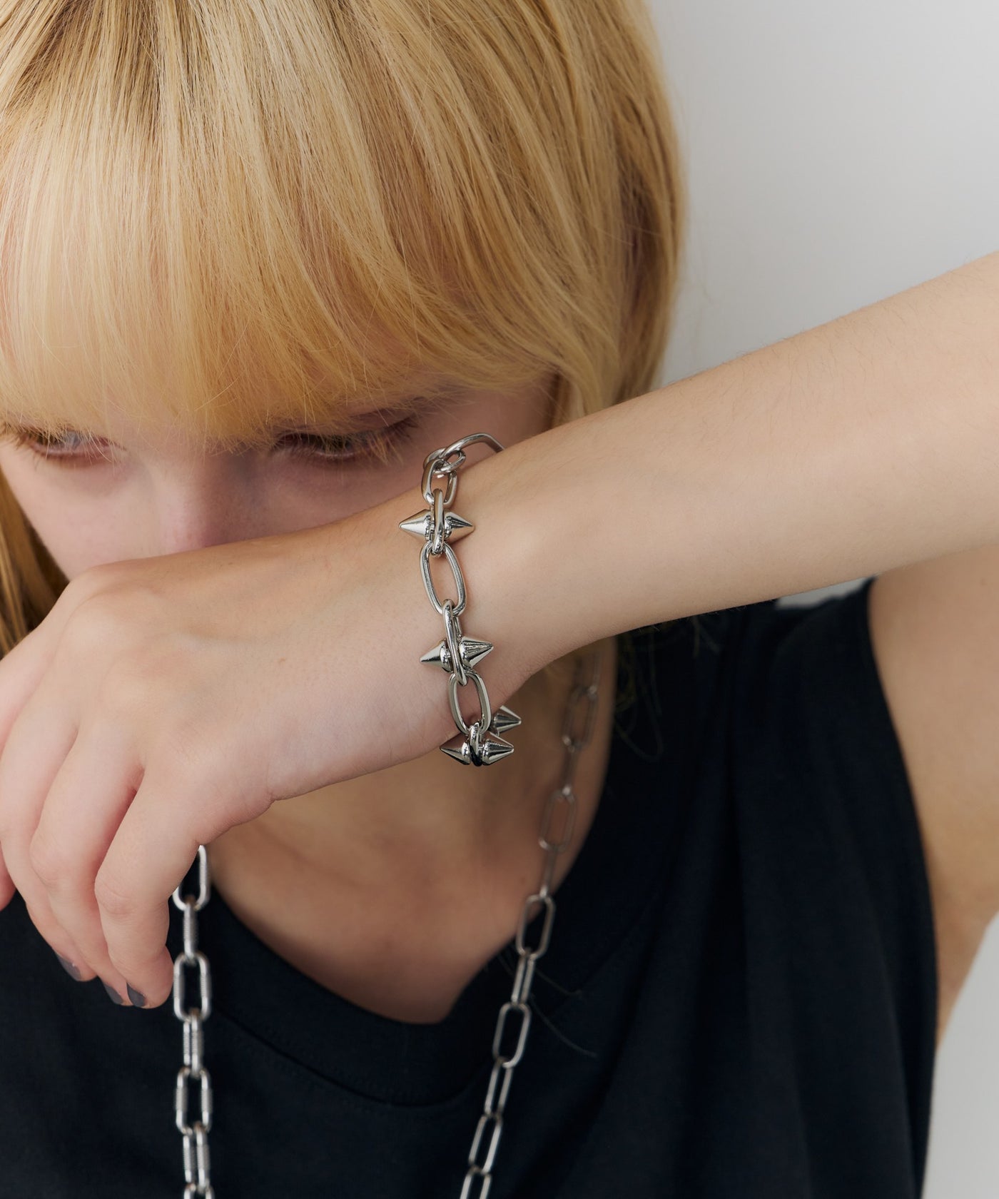 AFF AIVER スパイクチェーンブレスレット