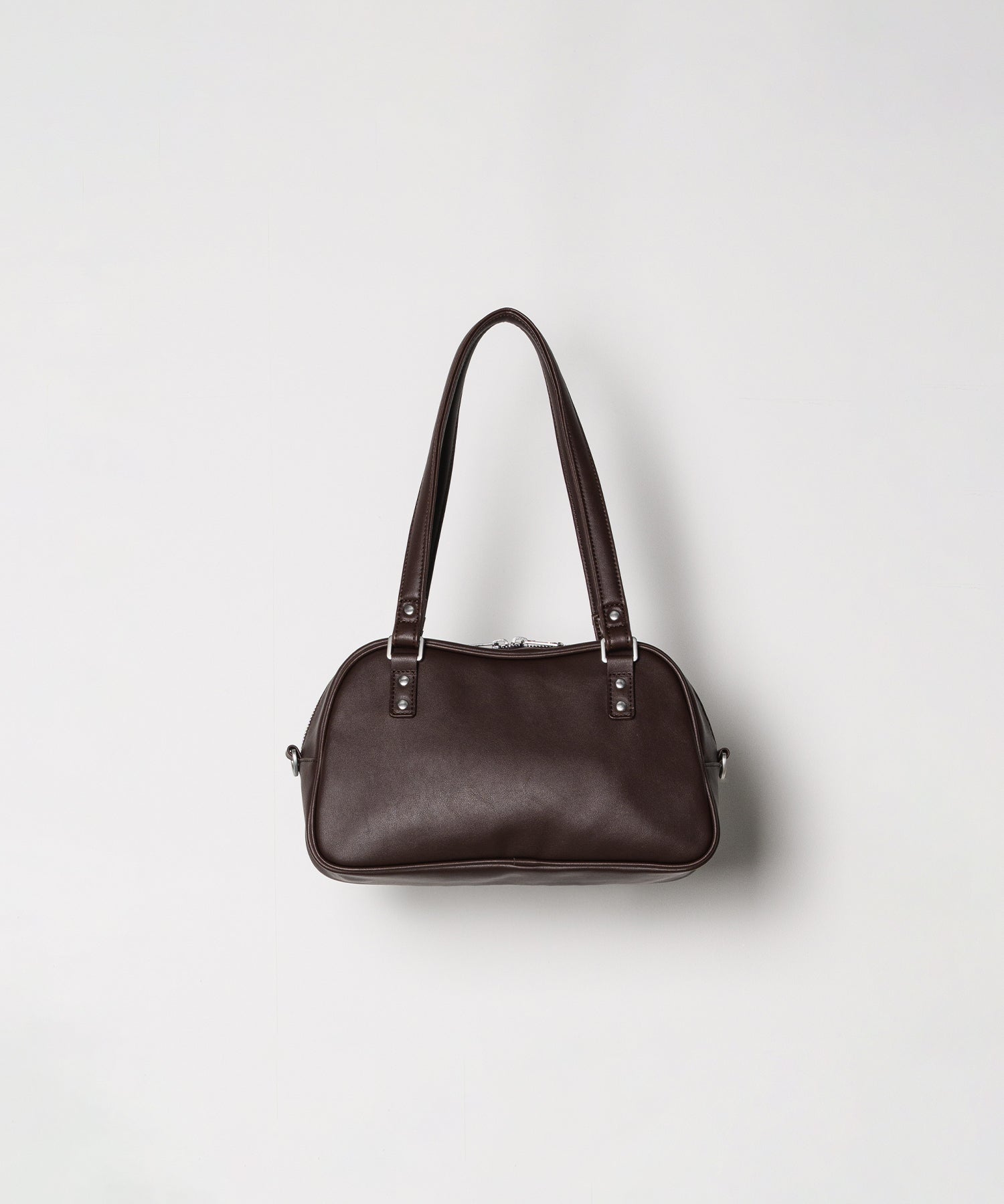 ダークブラウン