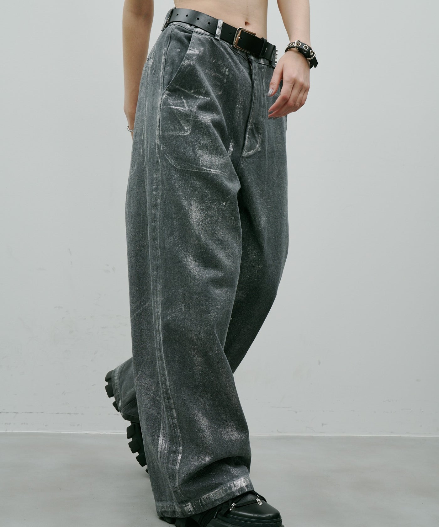 Nudie Jeans - nudie jeans ペンキ加工デニムの通販｜ラクマ